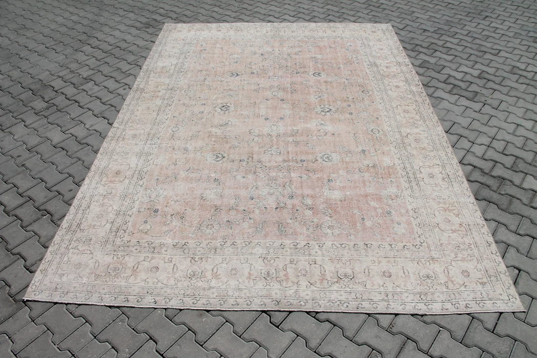 Turkish Hand-Knotted Rug Amelia 246cm x 350cm Vintage