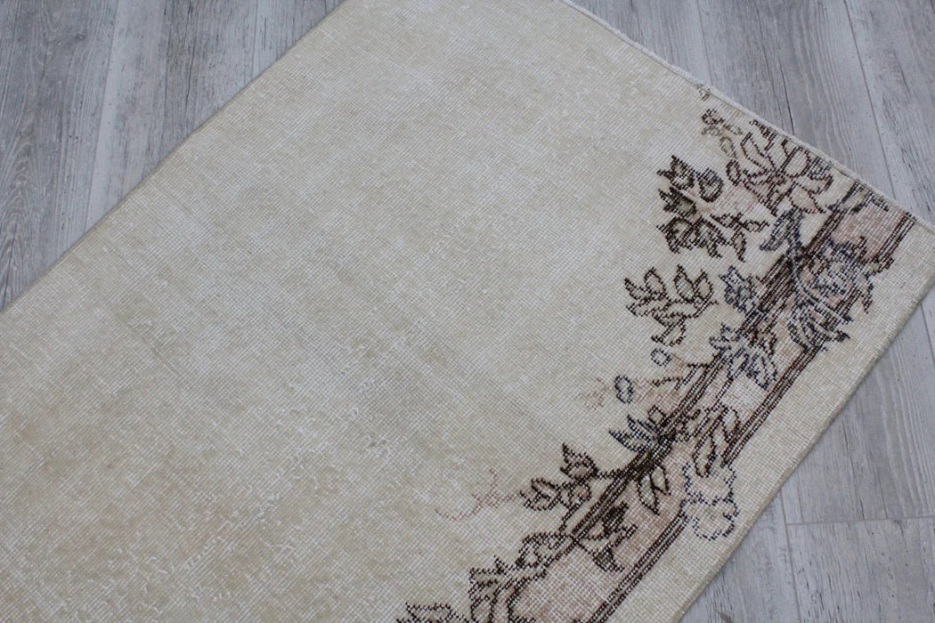 Turkish Hand Knotted Runner Rug 1940s 194cm x 79cm