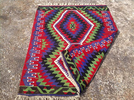 Turkish Kilim Rug 122cm x 96cm Handwoven Vintage Piece