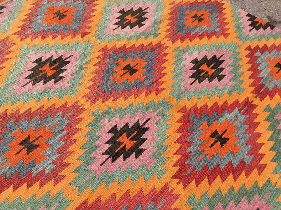 Turkkilainen Kilim matto 270cm x 160cm käsinkudottua villaa Vintage