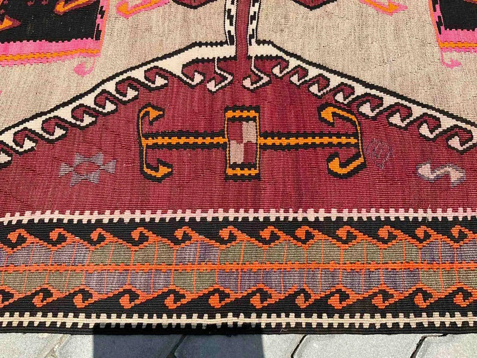 Tappeto runner Kilim turco 423 cm x 140 cm design vintage