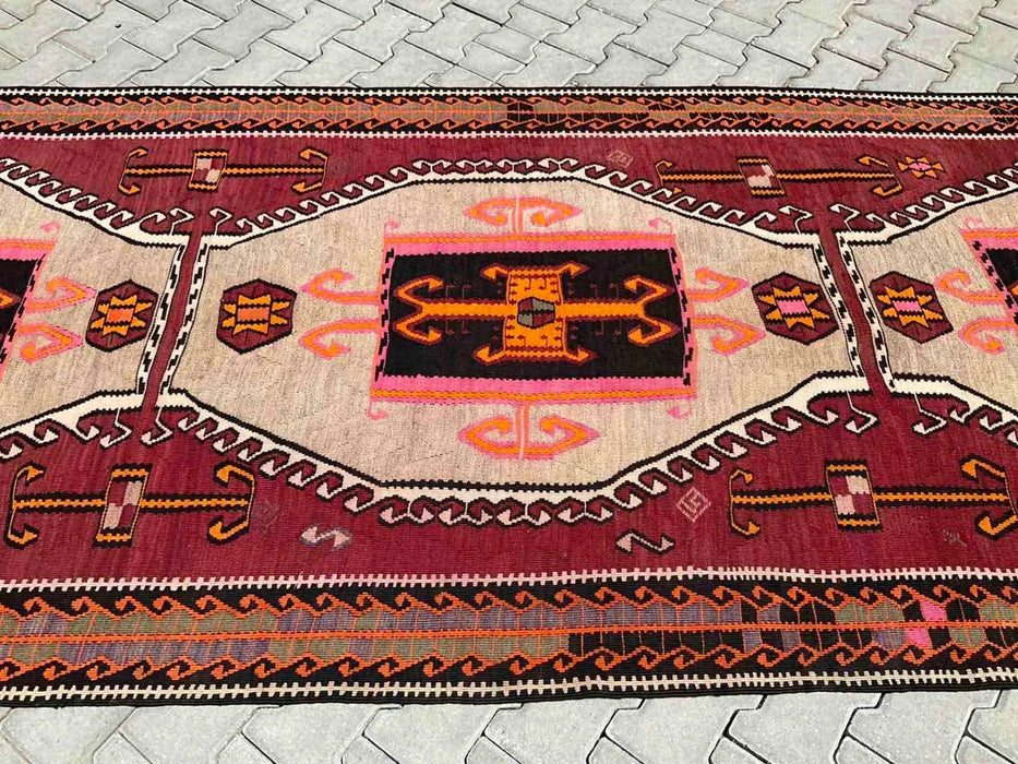 Tappeto runner Kilim turco 423 cm x 140 cm design vintage