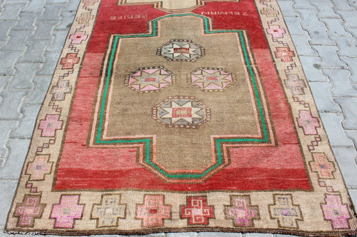 Turkish Runner Rug 330Cm X 137Cm Unique Design