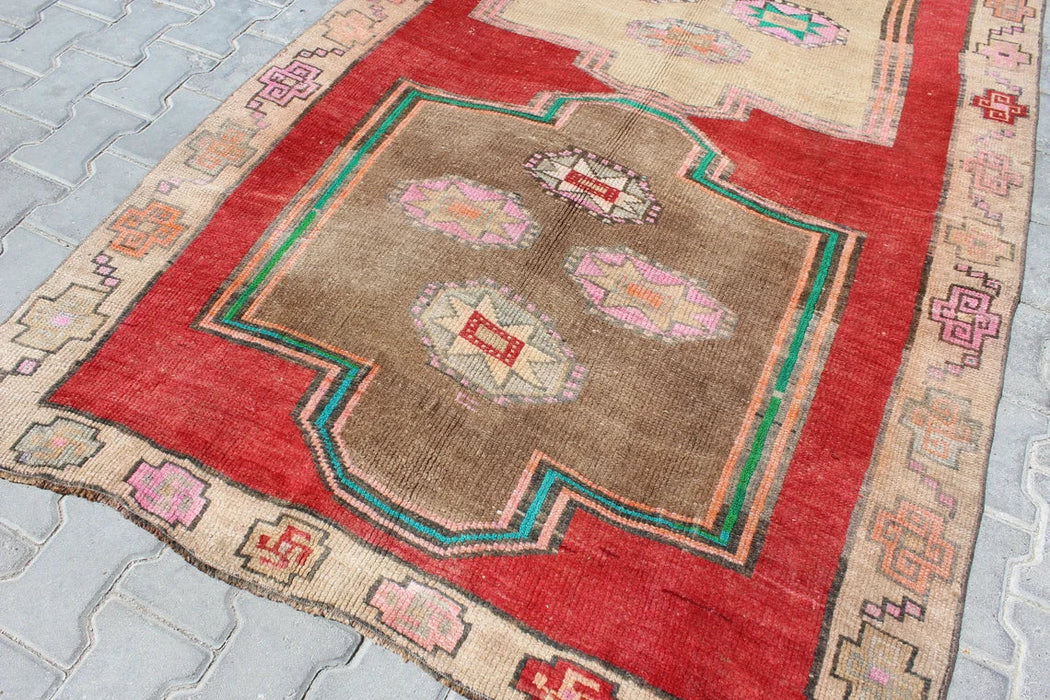 Turkish Runner Rug 330Cm X 137Cm Unique Design