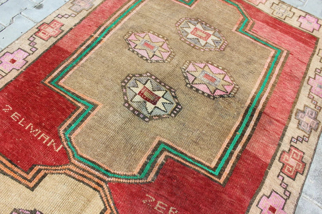 Turkish Runner Rug 330Cm X 137Cm Unique Design