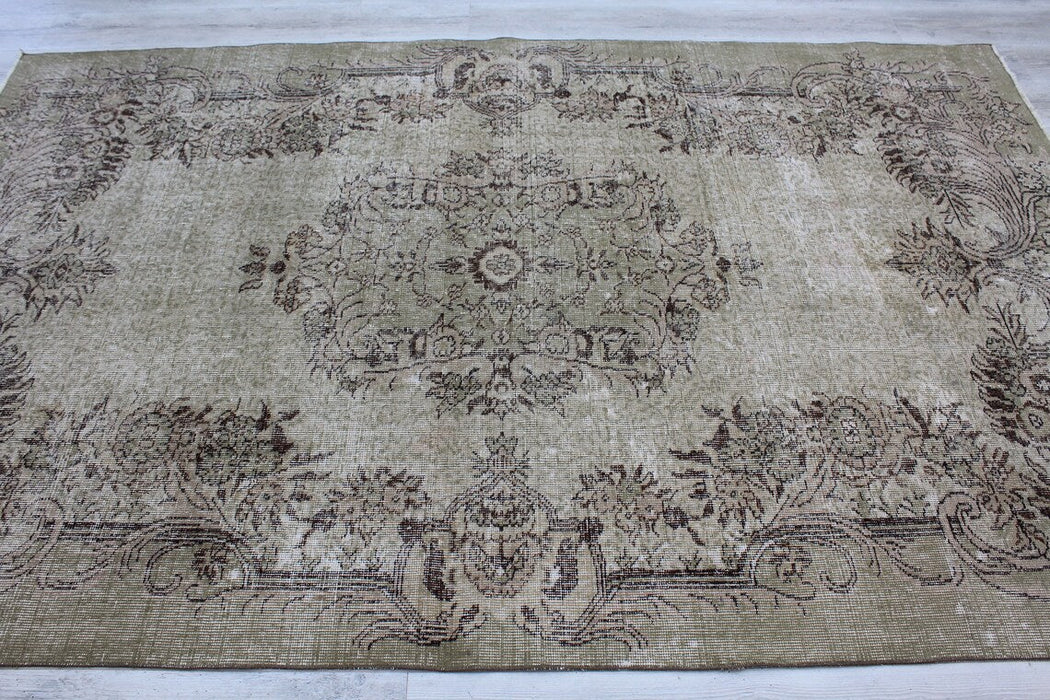 Turkish Vintage Hand-Knotted Rug 172cm x 267cm
