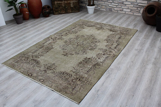 Turkish Vintage Hand-Knotted Rug 172cm x 267cm