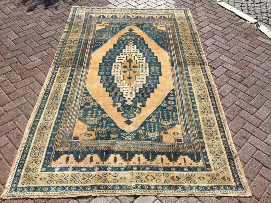 Turkish Vintage Handknotted Rug 280cm x 171cm