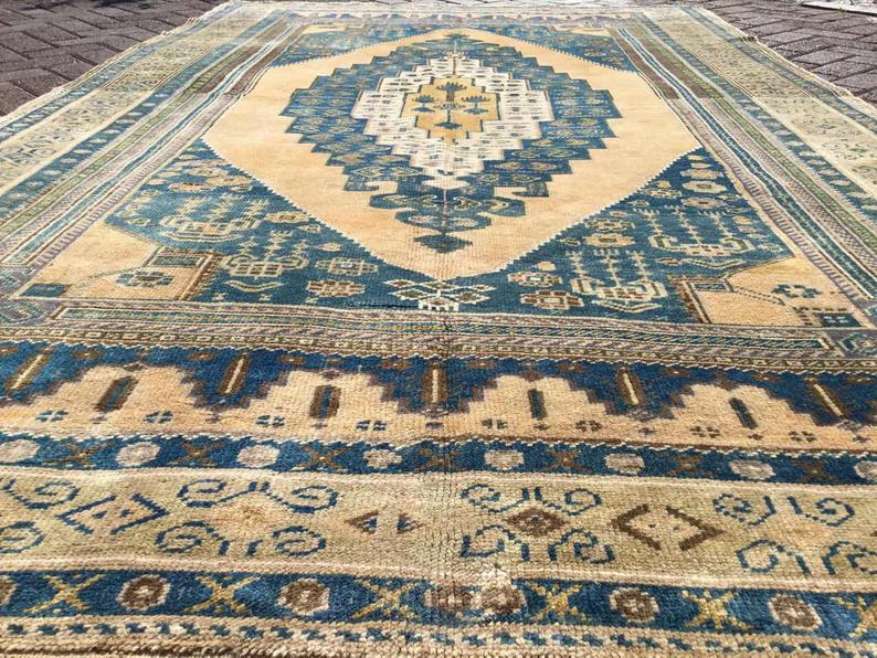 Turkish Vintage Handknotted Rug 280cm x 171cm