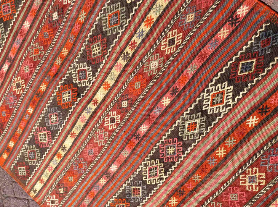 Turkish Vintage Kilim Area Rug 147cm x 233cm #615