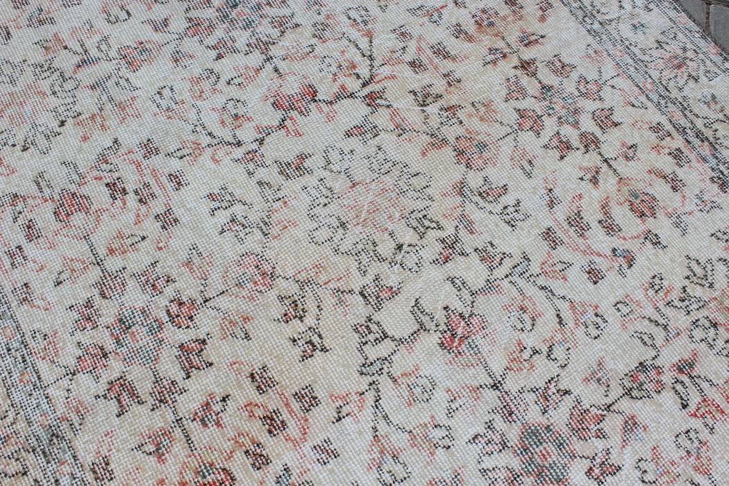Turkish Vintage Rug 124cm x 203cm Hand-Knotted Wool