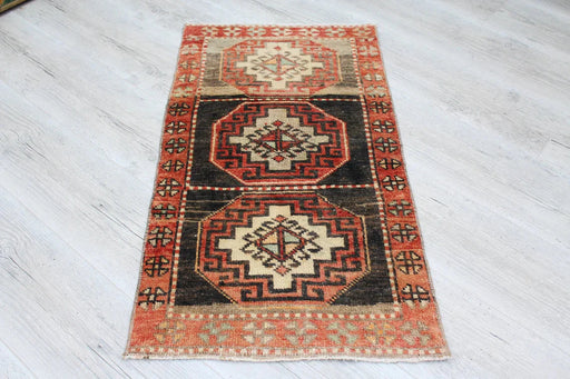 Turkish Vintage Rug 49cm x 107cm Classic Design #425