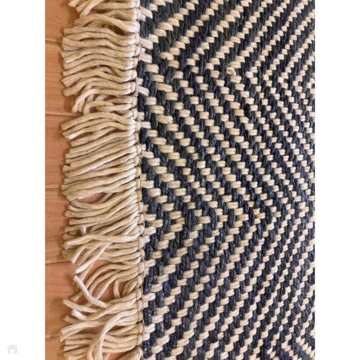 Vigo Modern Geometric Zig Zag Hand-Woven Jute Mix Soft-Touch Boho Flatweave Navy/Cream Rug