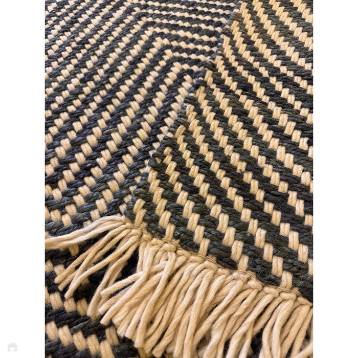 Vigo Modern Geometric Zig Zag Hand-Woven Jute Mix Soft-Touch Boho Flatweave Navy/Cream Rug