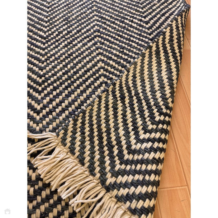 Vigo Modern Geometric Zig Zag Hand-Woven Jute Mix Soft-Touch Boho Flatweave Navy/Cream Rug