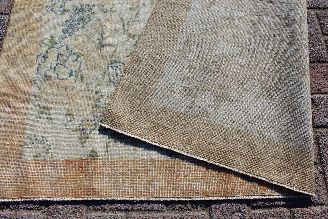 Vintage Anatolian Area Rug 144x245 cm Hand Knotted