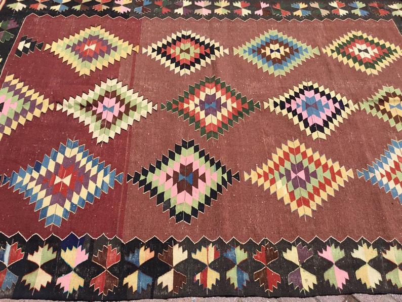 Tappeto Kilim vintage nero, 265 cm x 182 cm, intrecciato a mano in Turchia