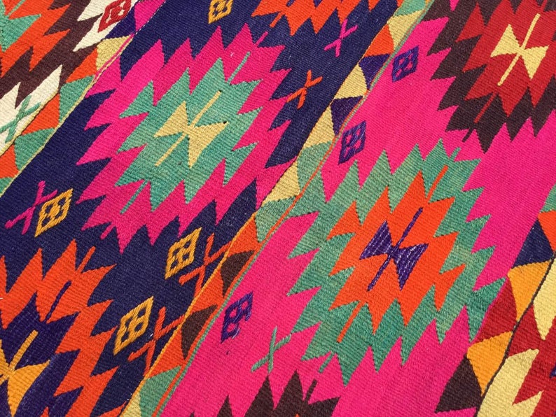 Vintage Bohemian Kilim Rug 236 cm x 150 cm Handwoven Turkey
