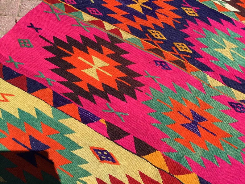 Vintage Bohemian Kilim Rug 236 cm x 150 cm Handwoven Turkey