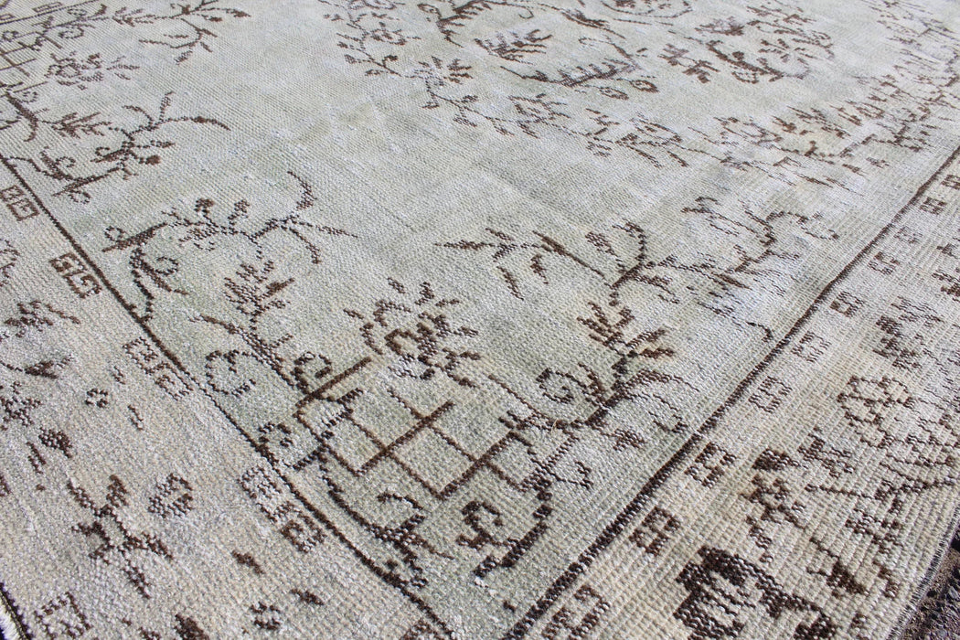 Vintage Hand Knotted Anatolian Area Rug 146 x 239 cm