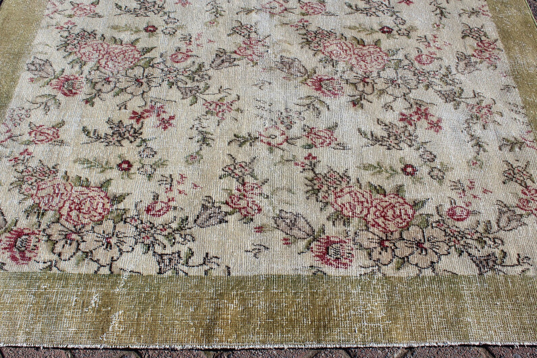 Vintage Hand Knotted Anatolian Area Rug 150 x 234 cm