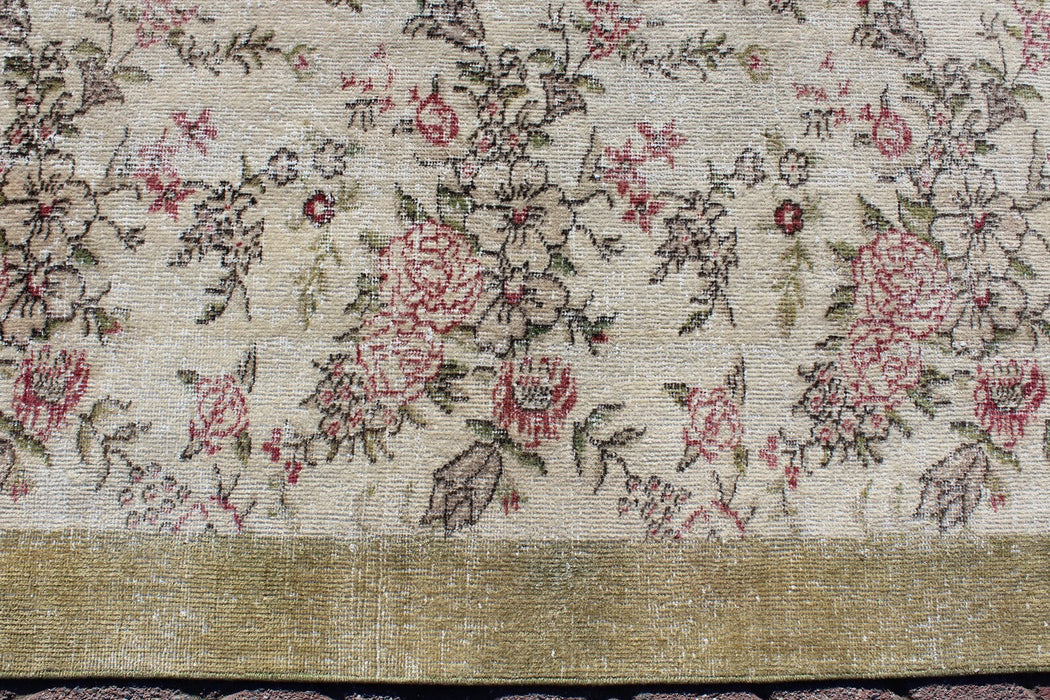 Vintage Hand Knotted Anatolian Area Rug 150 x 234 cm
