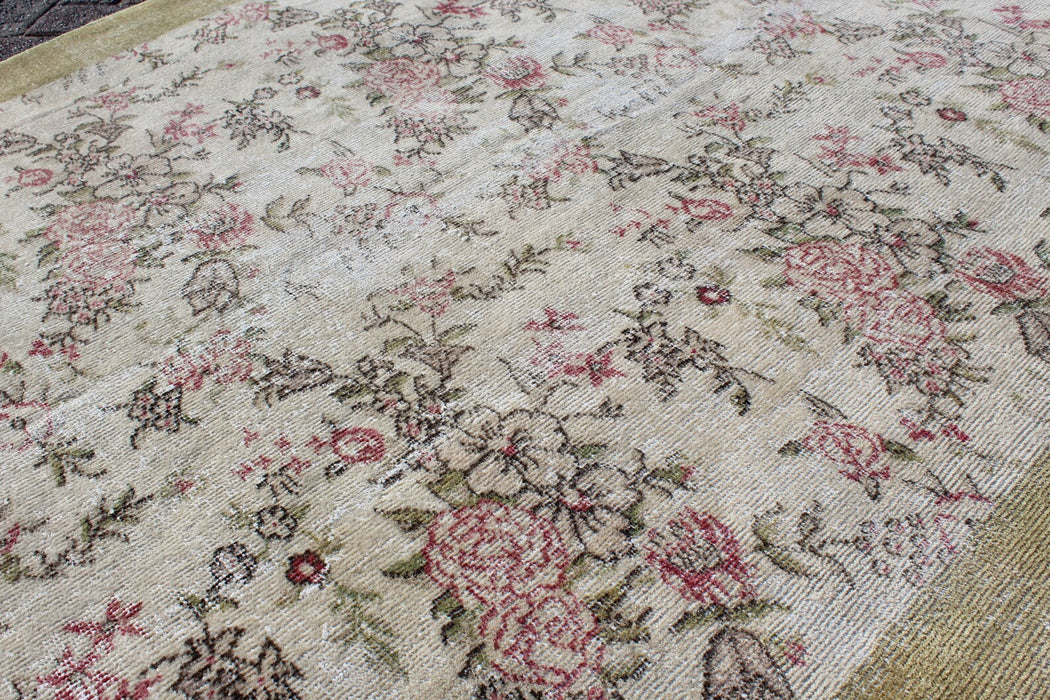 Vintage Hand Knotted Anatolian Area Rug 150 x 234 cm