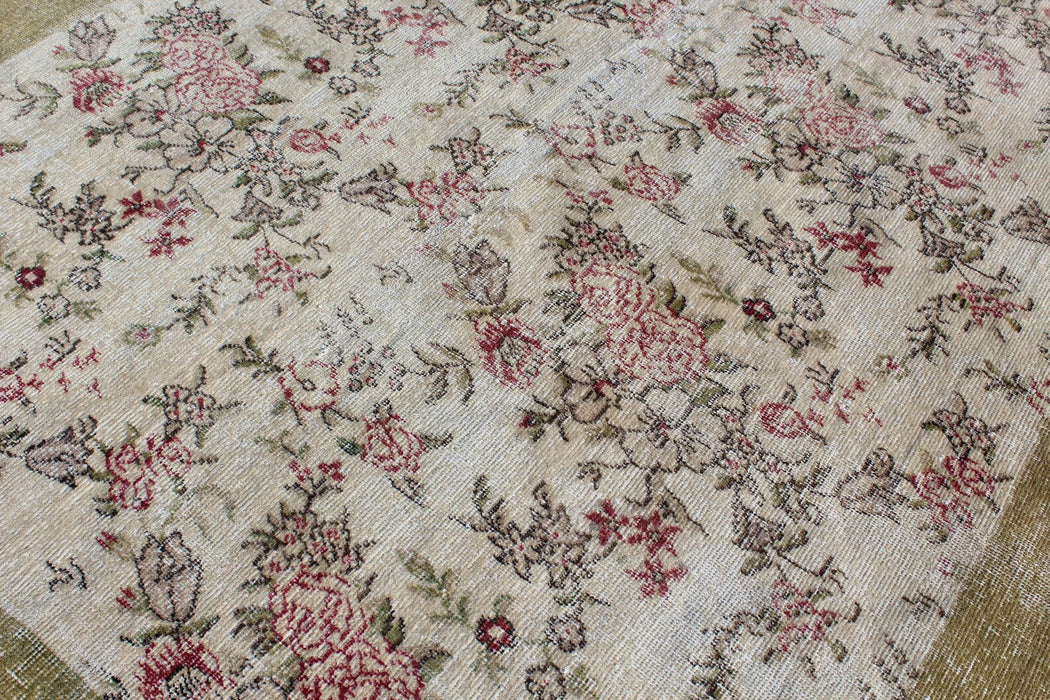 Vintage Hand Knotted Anatolian Area Rug 150 x 234 cm