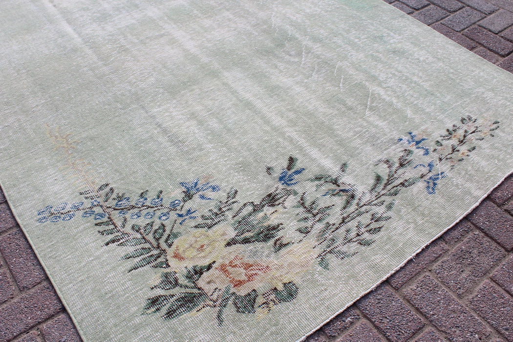 Vintage Hand Knotted Anatolian Area Rug 157 x 252 cm