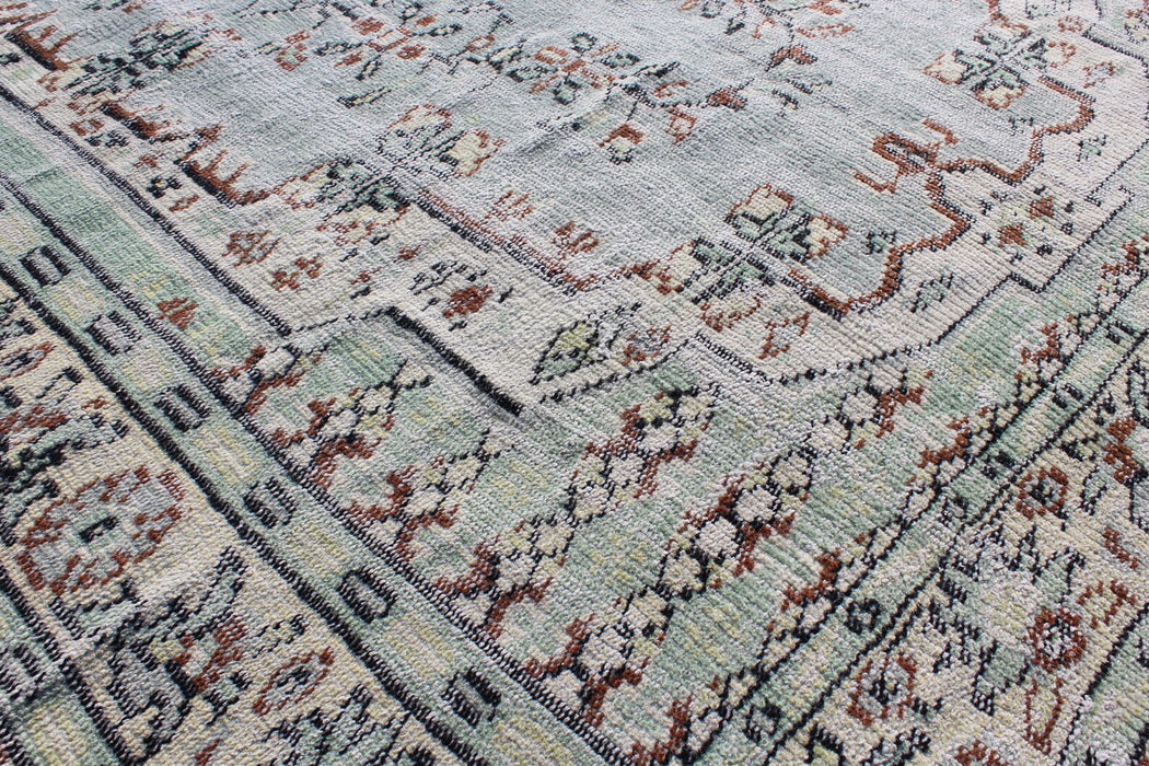 Vintage Hand Knotted Anatolian Area Rug 177 x 256 cm