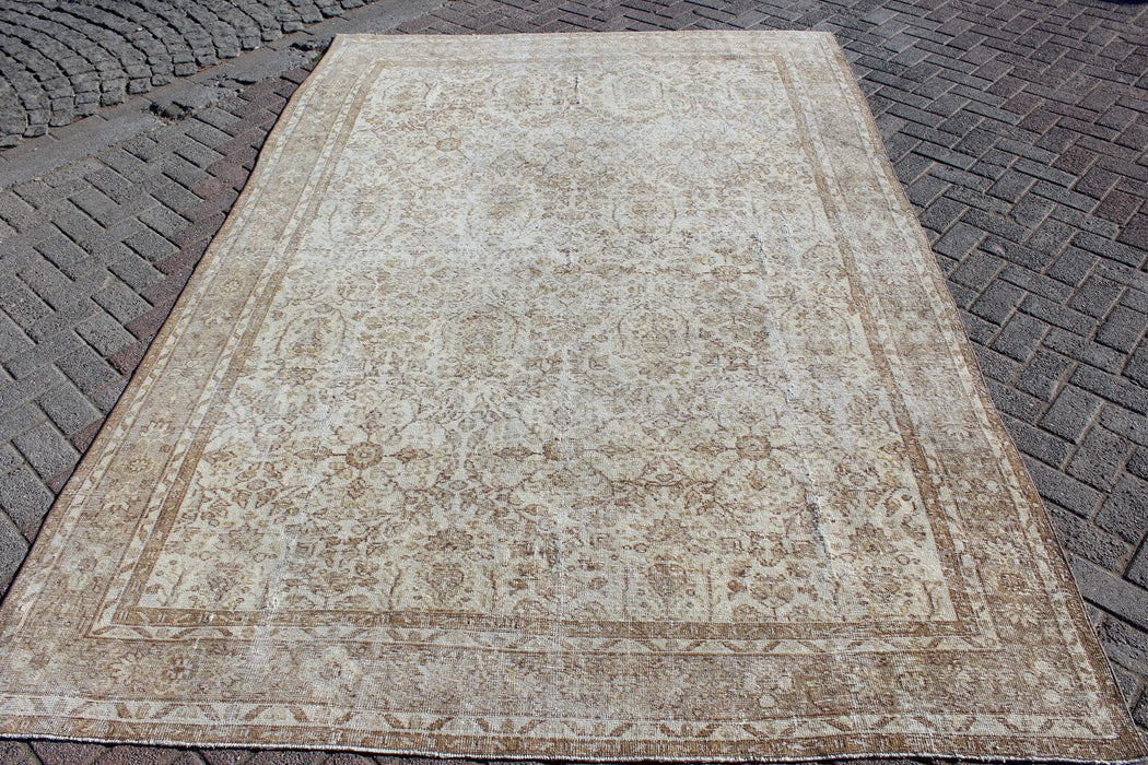 Vintage Hand Knotted Anatolian Area Rug 83x124 Inches