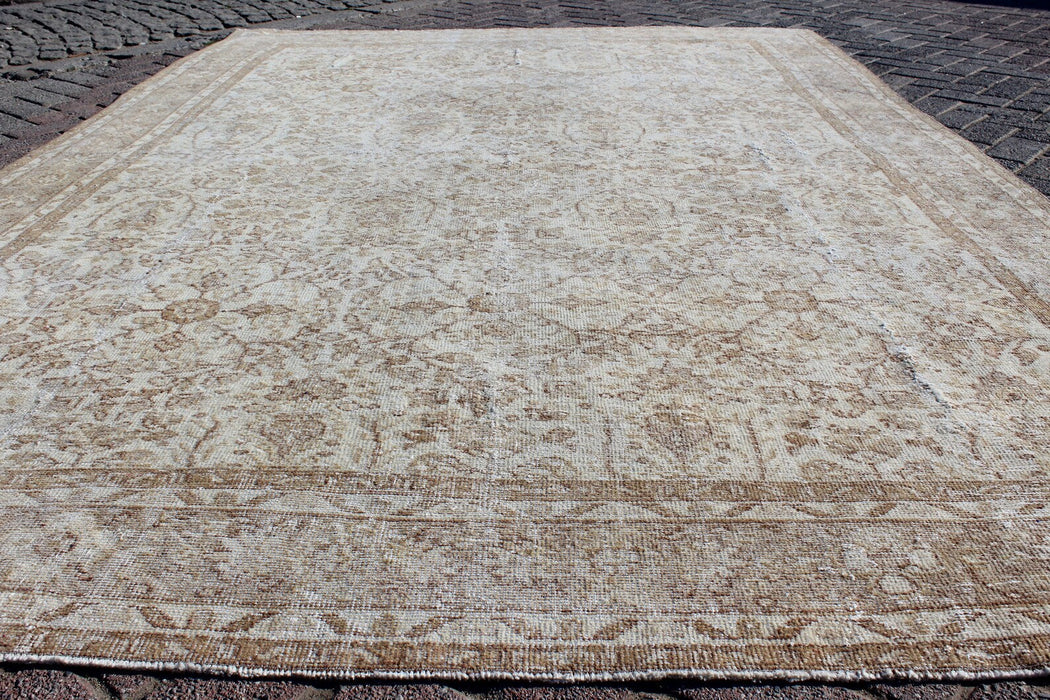Vintage Hand Knotted Anatolian Area Rug 83x124 Inches