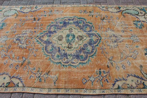 Vintage käsinsolmittu Anatolian juoksumatto 130 x 240 cm