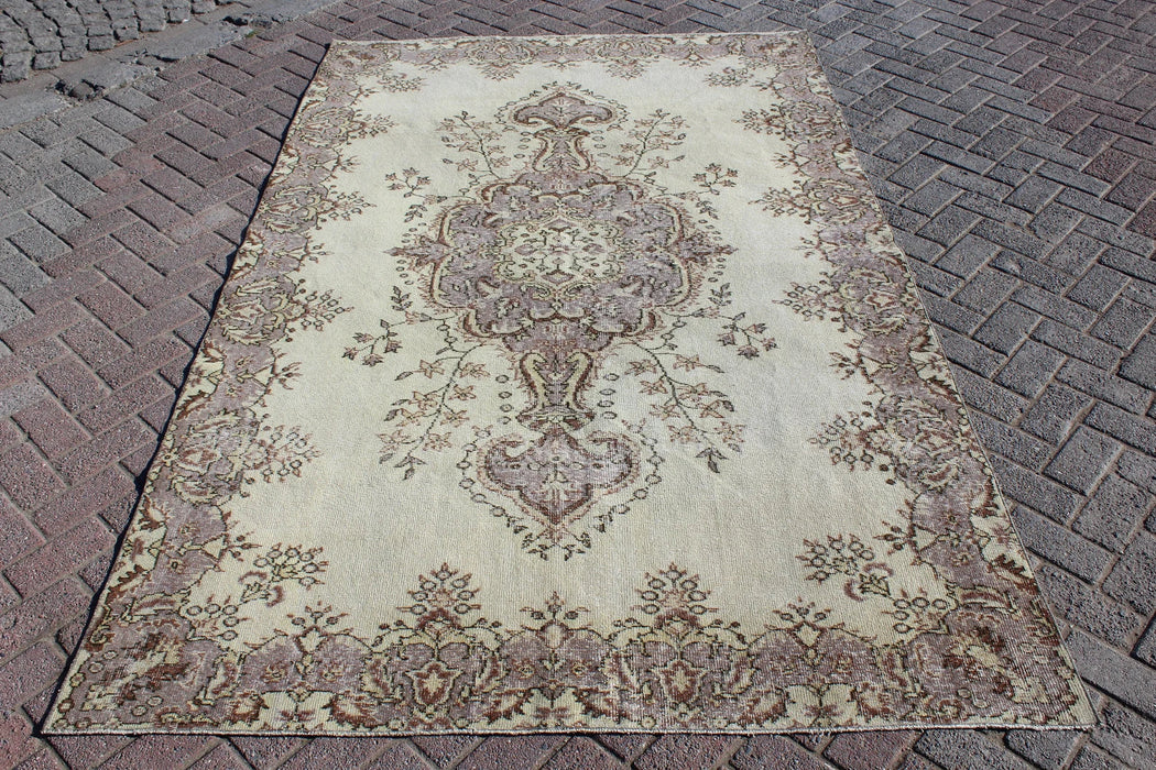 Vintage Hand Knotted Anatolian Runner Rug 167 x 269 cm