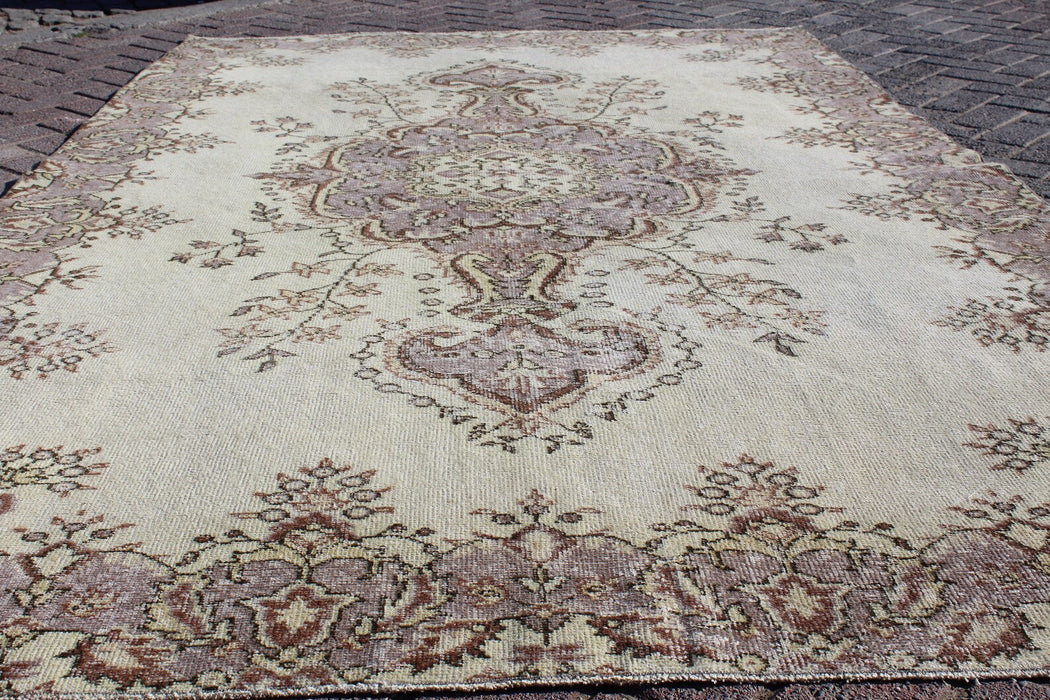 Vintage Hand Knotted Anatolian Runner Rug 167 x 269 cm