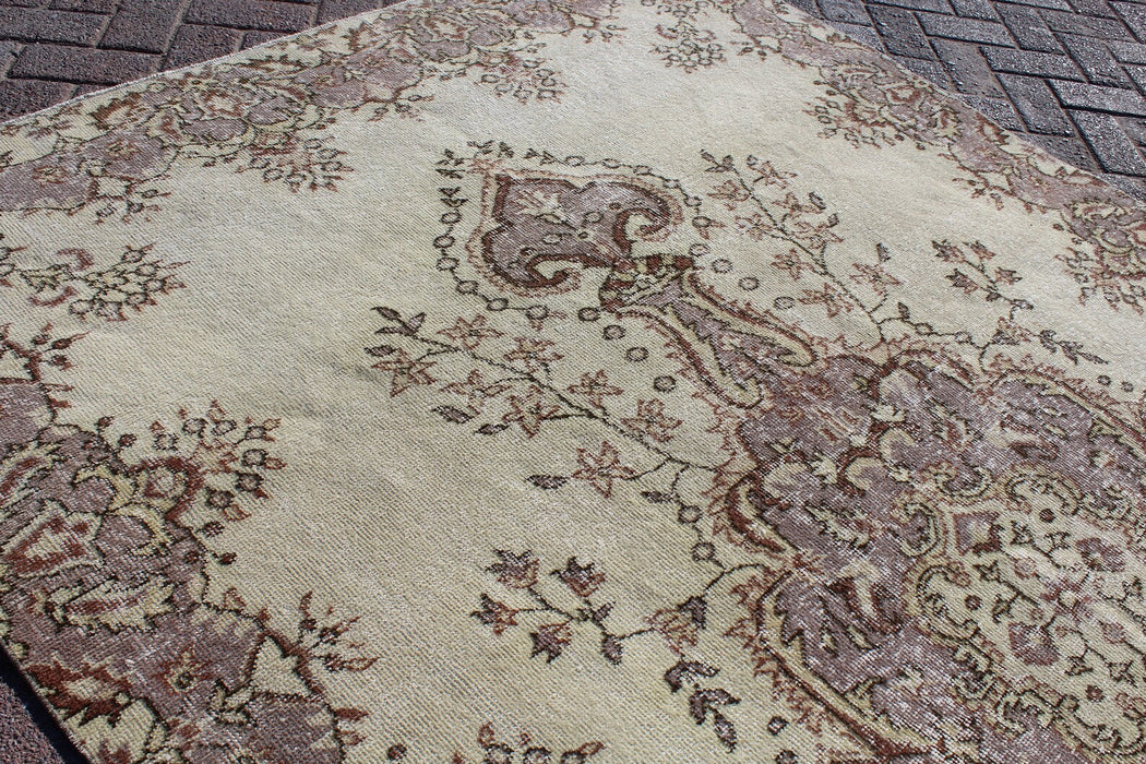 Vintage Hand Knotted Anatolian Runner Rug 167 x 269 cm