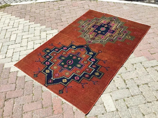 Vintage Hand Knotted Anatolian Tribal Area Rug 176 x 118 cm