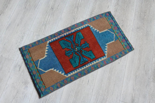 Vintage Hand-Knotted Mini Rug 39cm x 77cm Isparta Turkey
