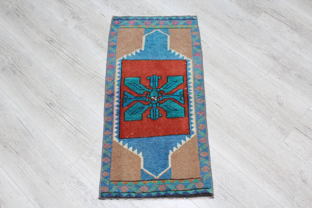 Vintage Hand-Knotted Mini Rug 39cm x 77cm Isparta Turkey