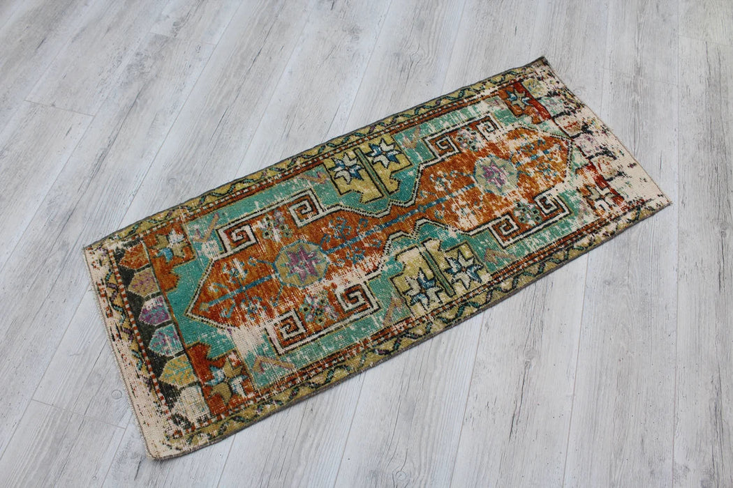 Vintage käsinsolmittu matto 50cm x 119cm Turkista