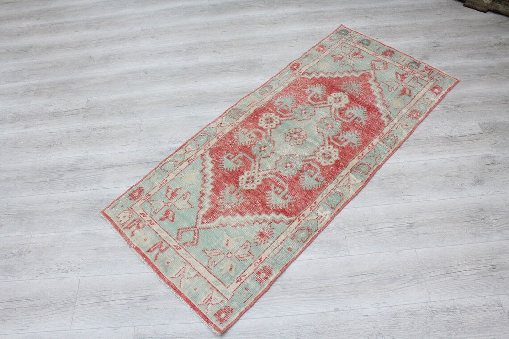 Tappeto vintage annodato a mano 71 cm x 160 cm Isparta Turchia