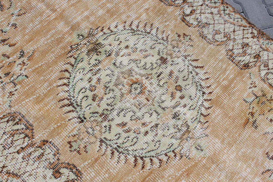 Vintage Hand-Knotted Turkish Rug 115cm x 197cm #398