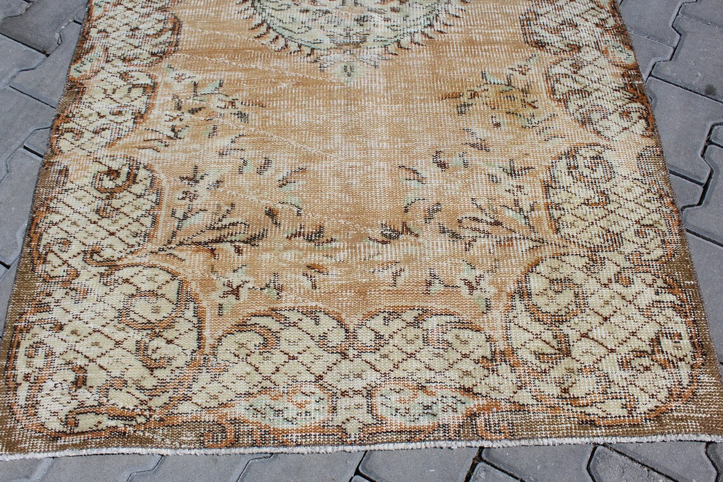 Vintage Hand-Knotted Turkish Rug 115cm x 197cm #398