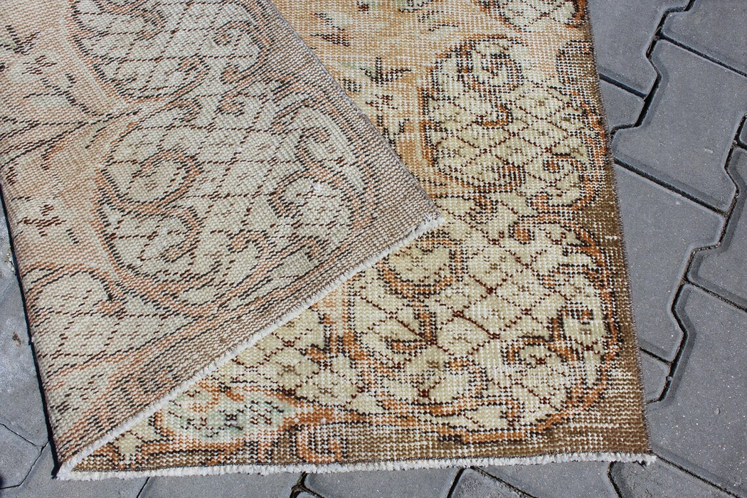 Vintage Hand-Knotted Turkish Rug 115cm x 197cm #398