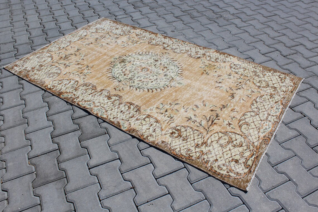 Vintage Hand-Knotted Turkish Rug 115cm x 197cm #398