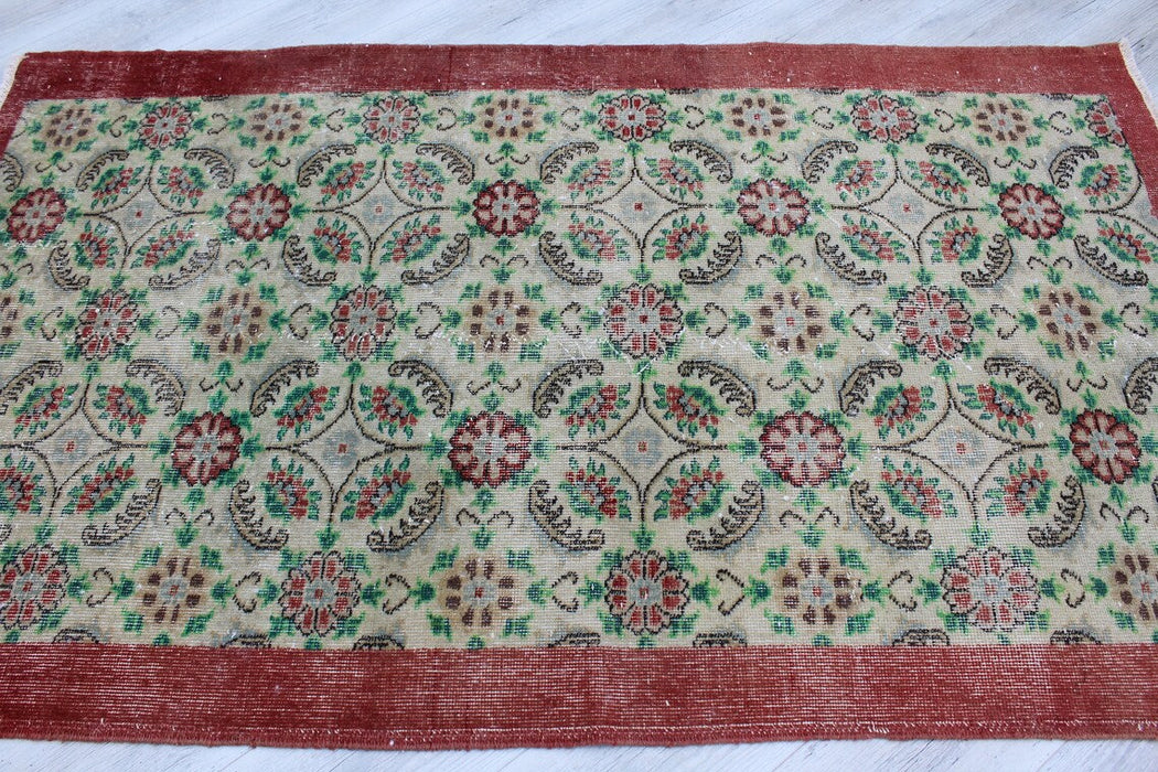 Vintage Hand-Knotted Turkish Rug 120 cm x 201 cm