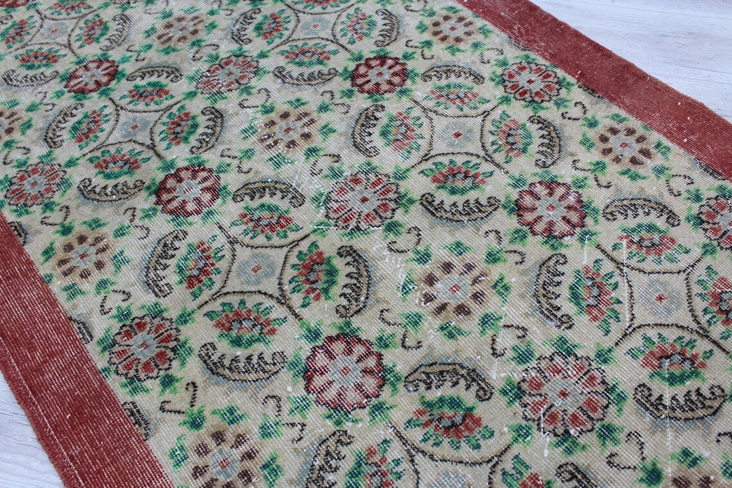 Vintage Hand-Knotted Turkish Rug 120 cm x 201 cm