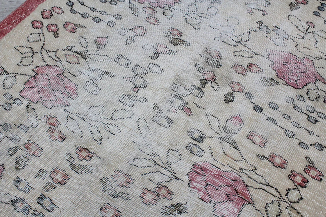 Vintage Hand-Knotted Turkish Rug 144x240 cm