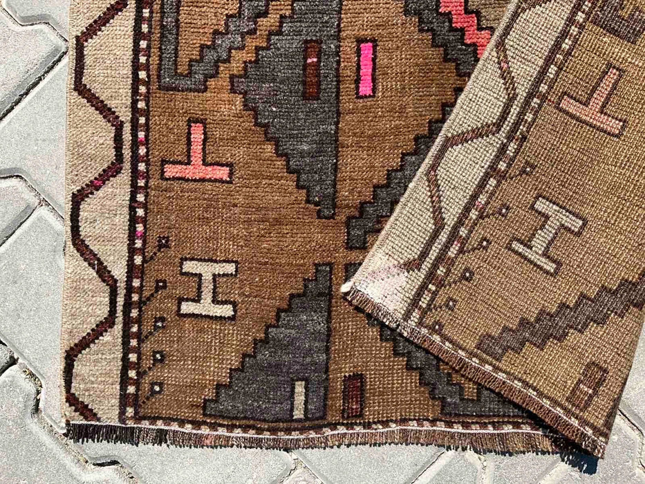 Vintage Hand Knotted Turkish Rug 169cm x 92cm