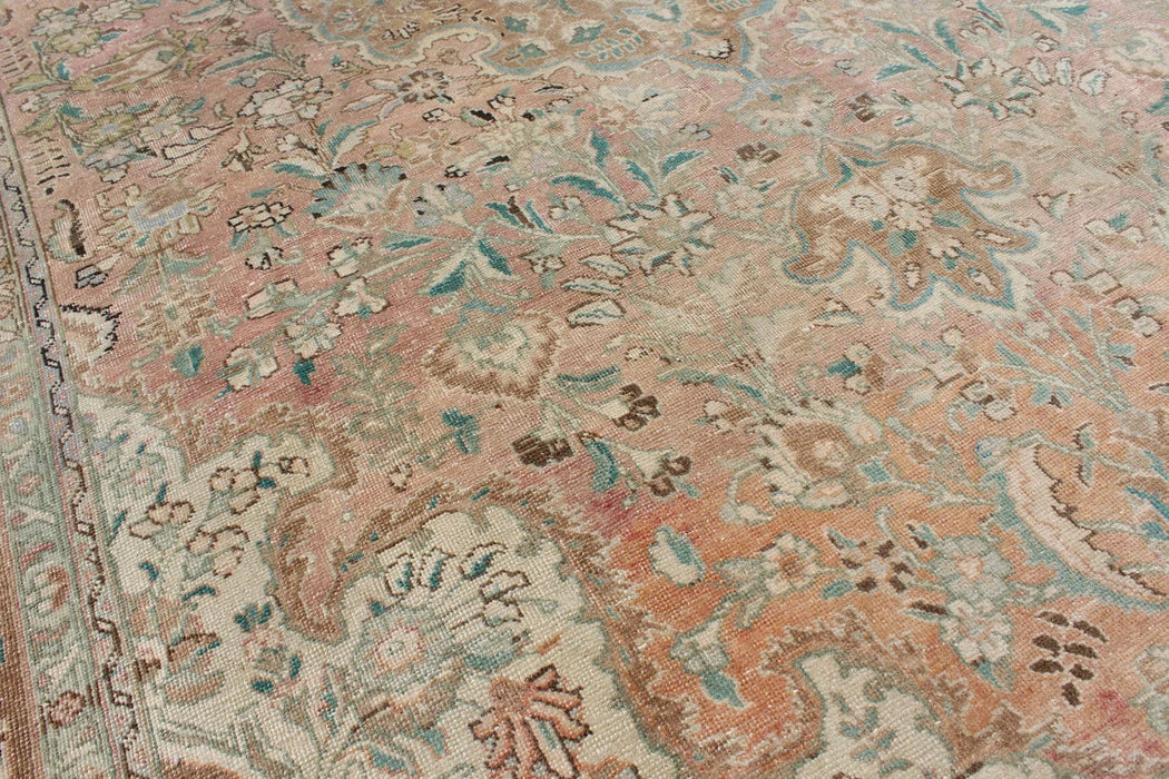 Vintage Hand-Knotted Turkish Rug 198 cm x 292 cm